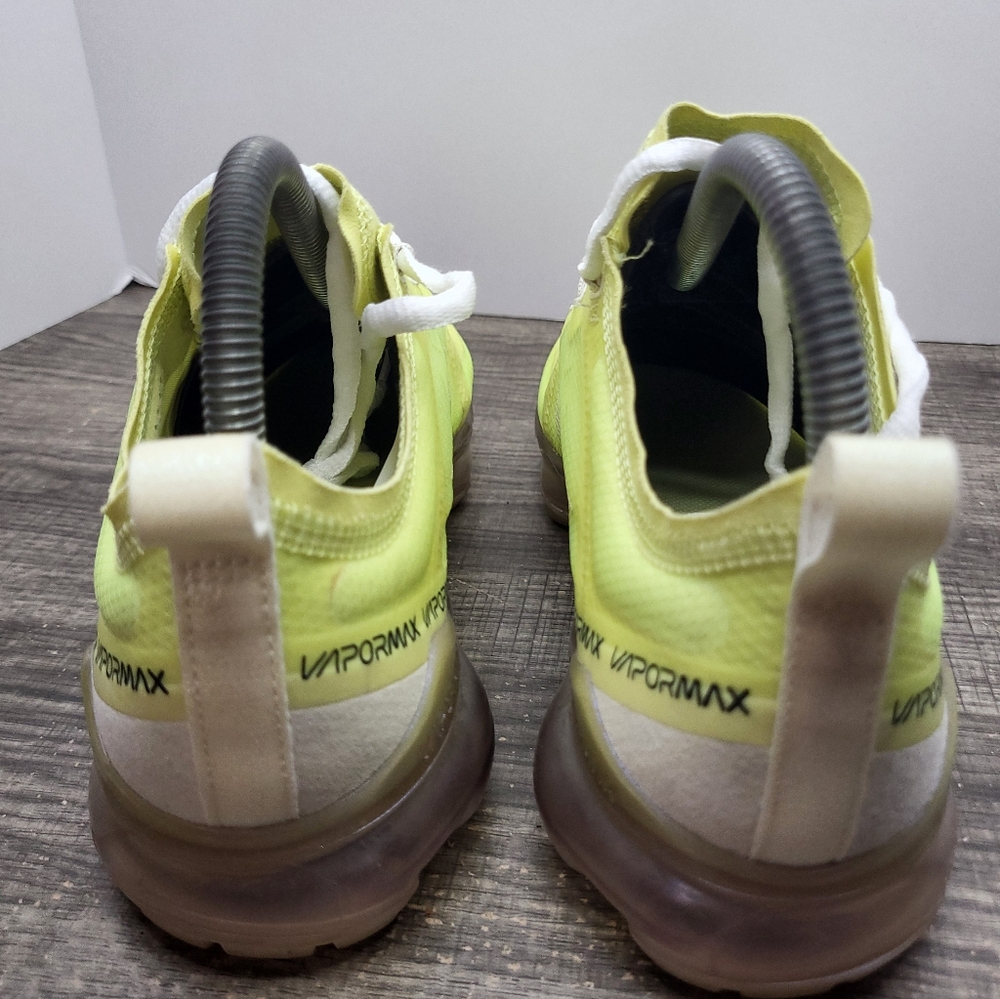 Nike Air VaporMax 2019 SE Womens Size 8 Green Athletic Running Shoes Sneakers - Picture 5 of 10